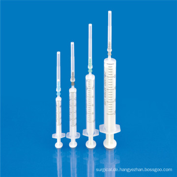 Günstige medizinische zwei Teile Spritze mit Nadel Luer Slip in PE Verpackung (CE, ISO, GMP, SGS, TUV)